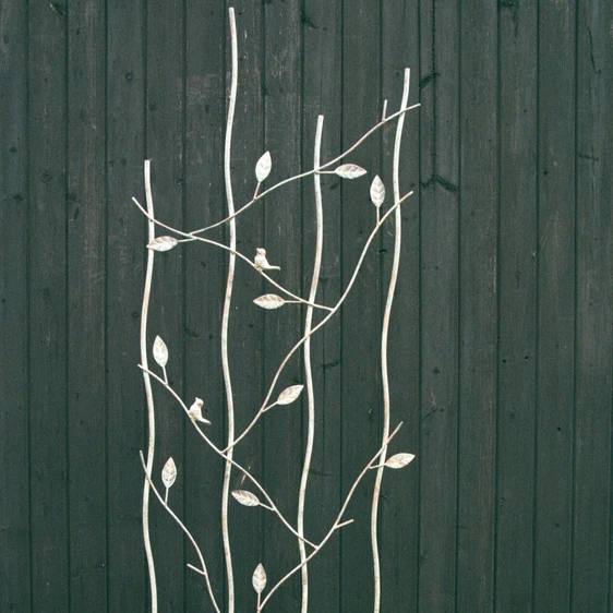 Bird & Leaf Trellis