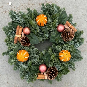 Cinnamon Spice Wreath - 10"