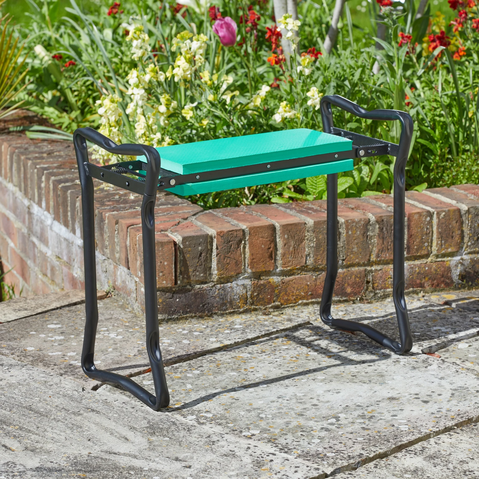 Folding Kneeler Seat - Cowell's Garden Centre | Woolsington