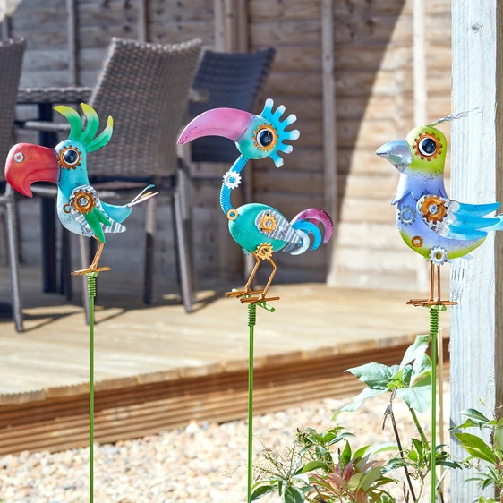 Funky Birds Decor Stake