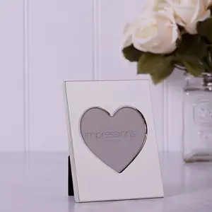 Heart Aperture Photo Frame 3.5x3.5