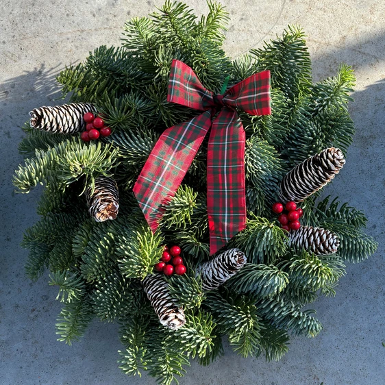 Merry Tartan Wreath - 8"