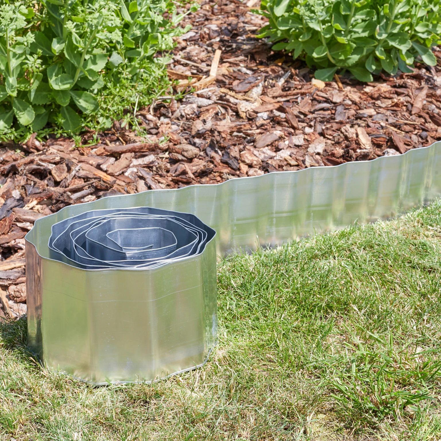 Metal Border Edging Roll - Cowell's Garden Centre | Woolsington