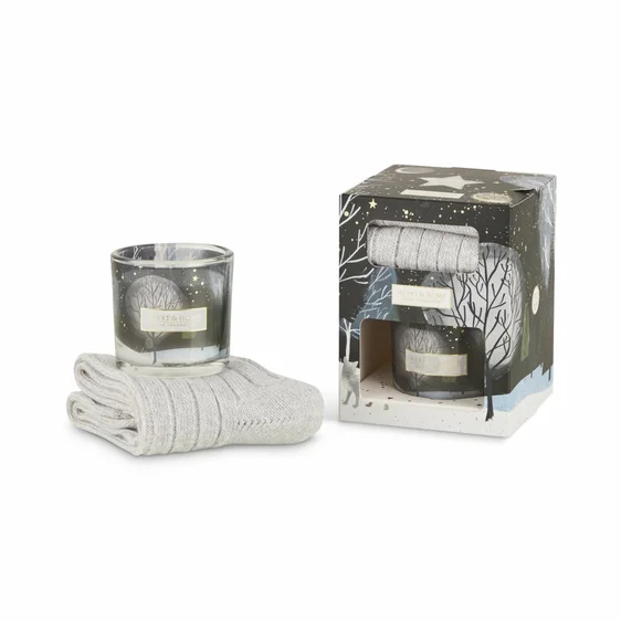 Starry Night Candle & Socks Gift Set - image 2