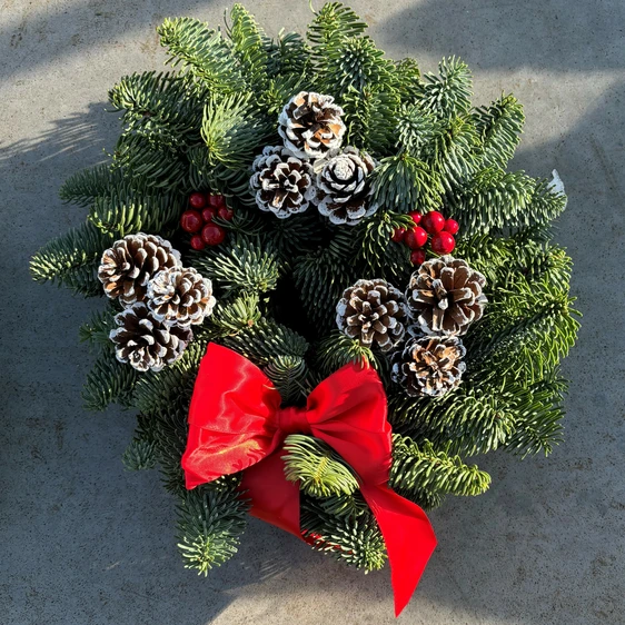 Traditional Red Wreath