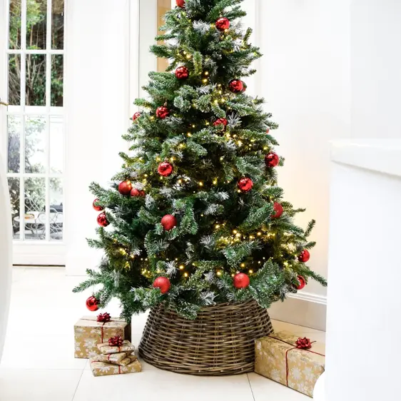 Wicker Christmas Tree Skirt - image 1