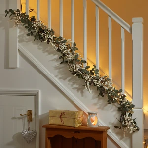 Winterberry Artificial Garland - 270cm - image 2